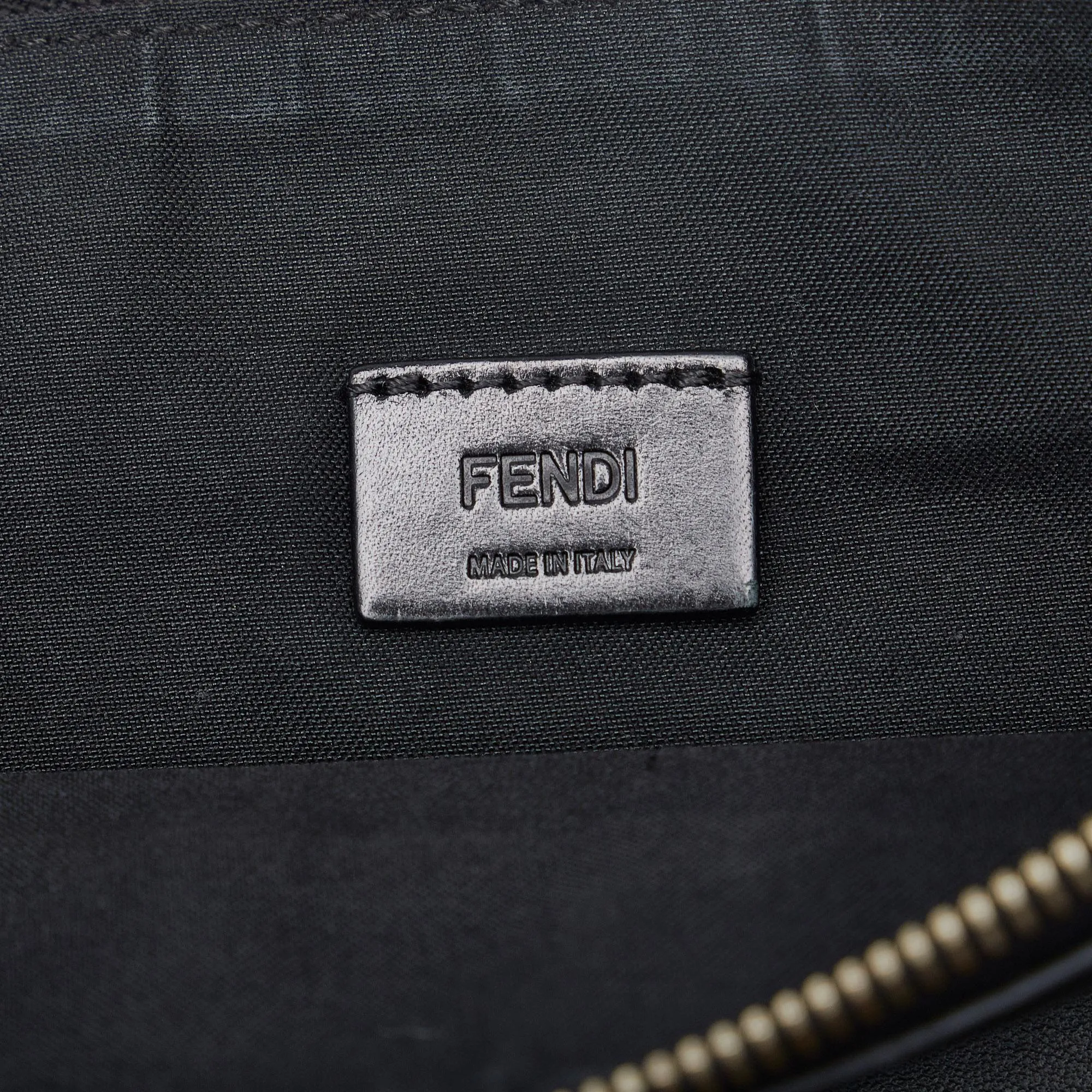 Fendi Monster Clutch (SHG-7cGwQW)