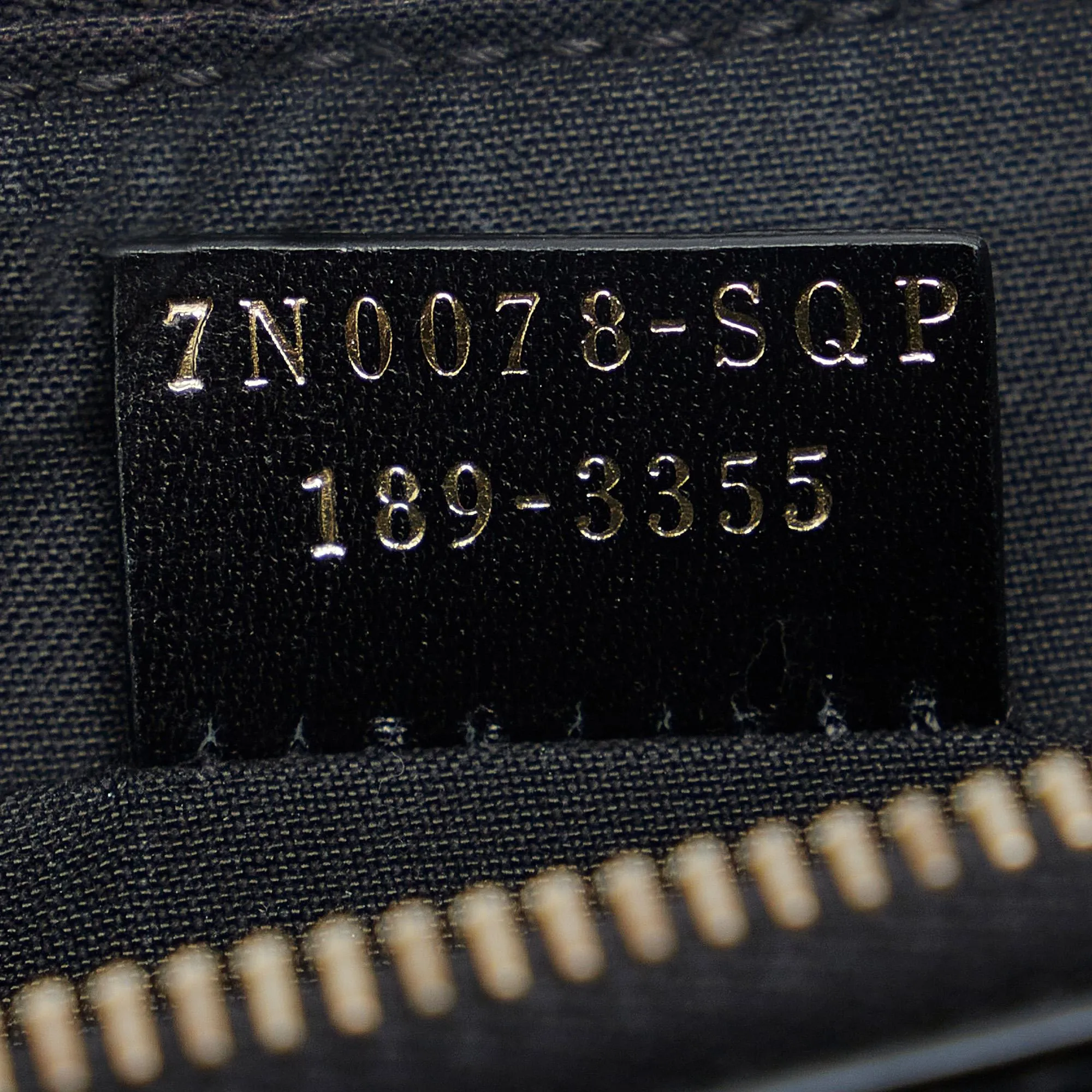 Fendi Monster Clutch (SHG-7cGwQW)